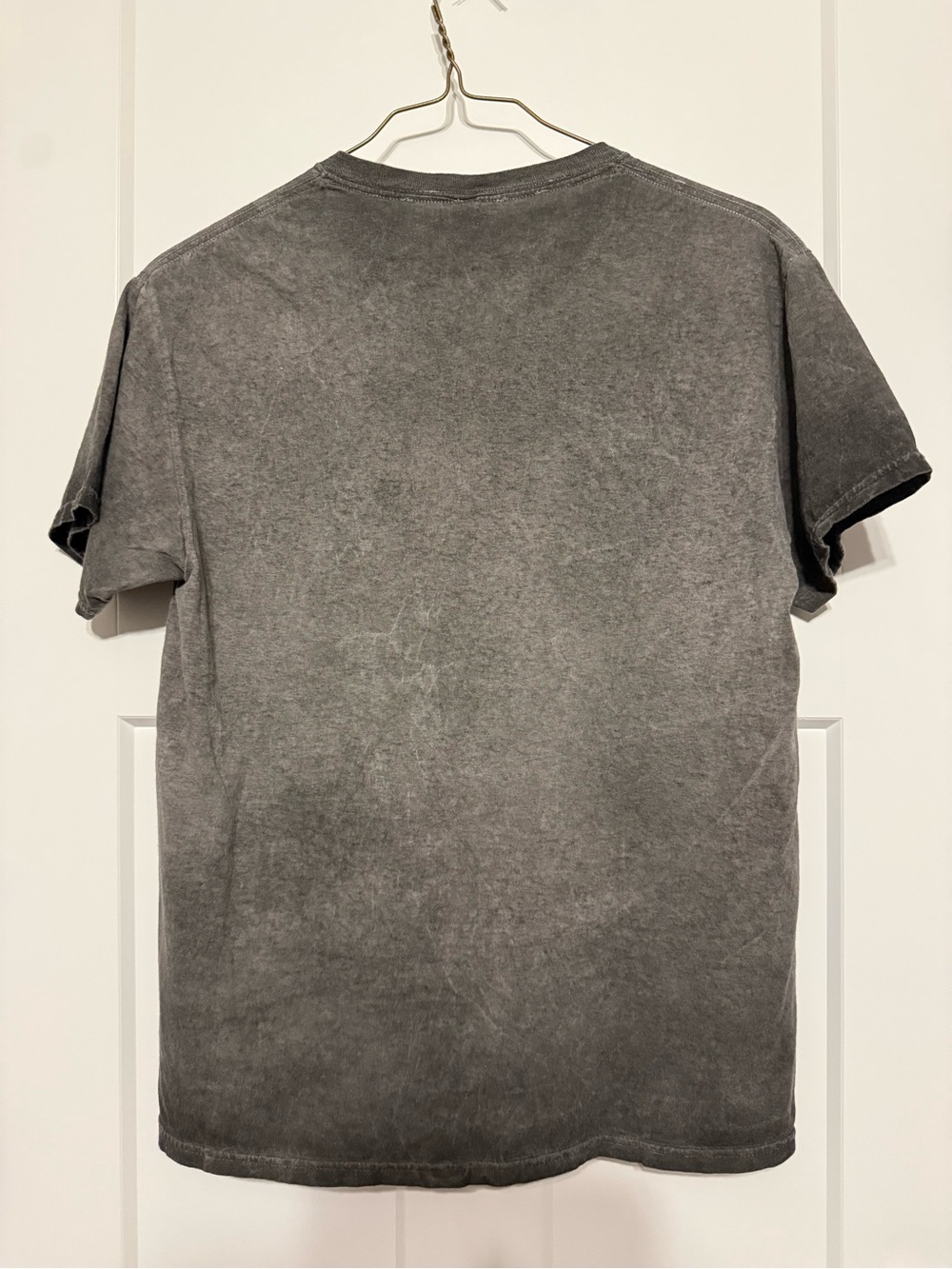 Vintage Jonas Brothers Burning Love tour T shirt - Picture 2 of 7